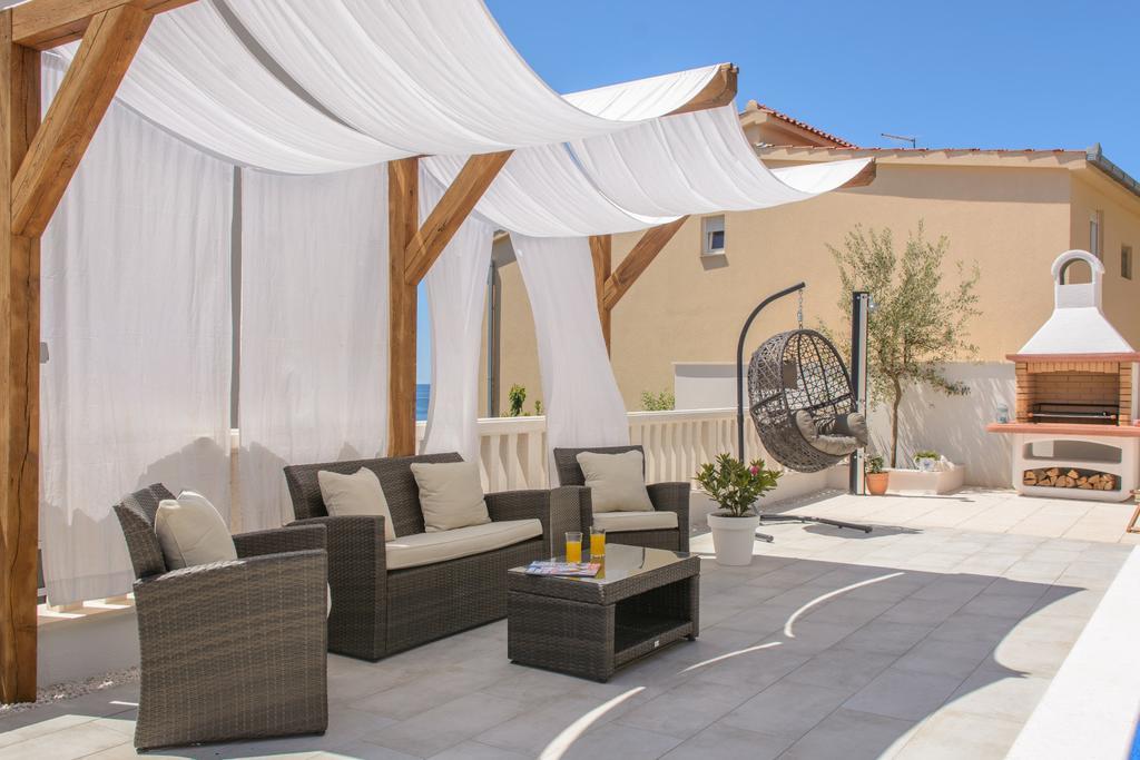 Apartments Villa Atlantis Trogir Exterior photo