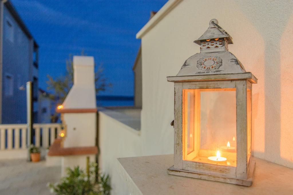 Apartments Villa Atlantis Trogir Exterior photo