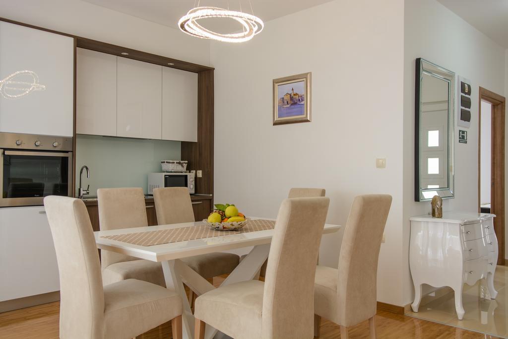Apartments Villa Atlantis Trogir Exterior photo